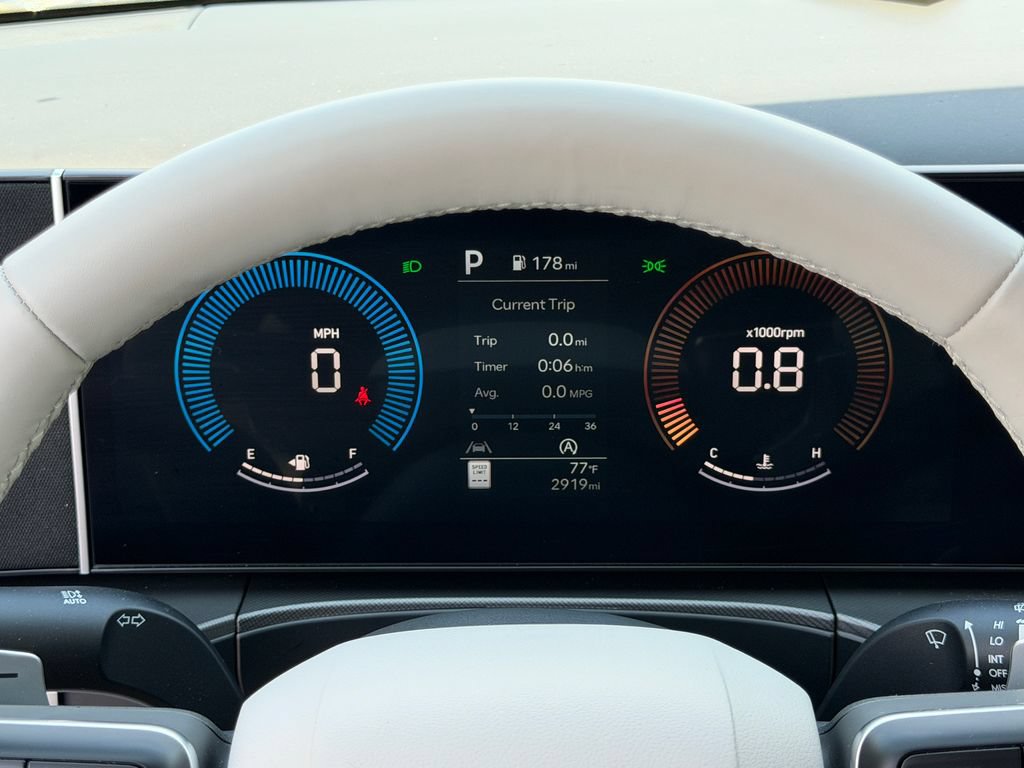 New 2026 Hyundai Santa Fe SE AWD/4WD image 31
