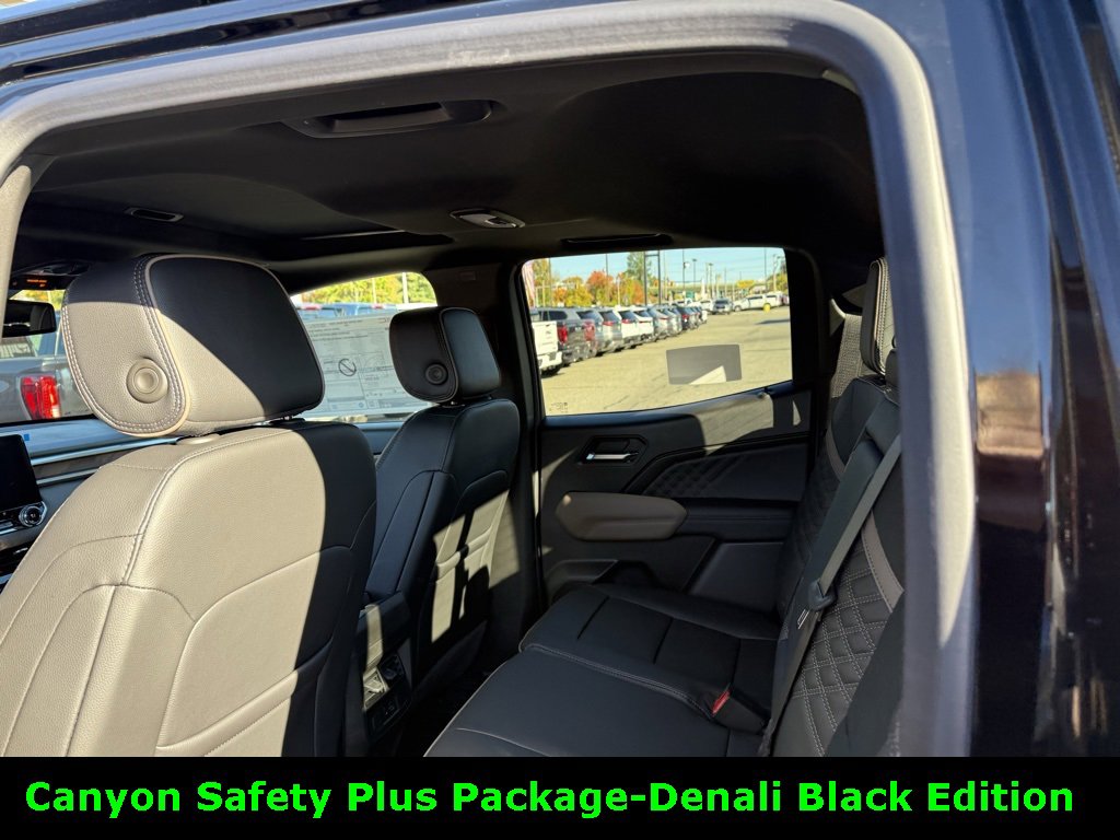 New 2026 GMC Canyon Denali w/ LPO, Denali Black Edition image 7