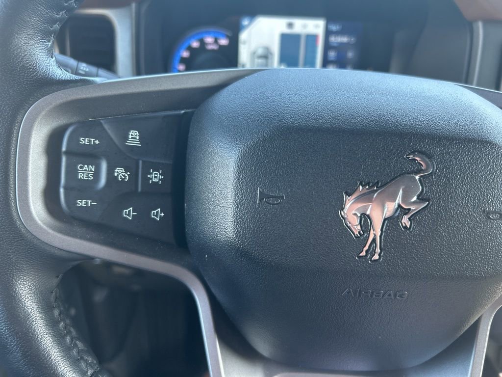 Used 2024 Ford Bronco Outer Banks w/ Sasquatch Package image 12