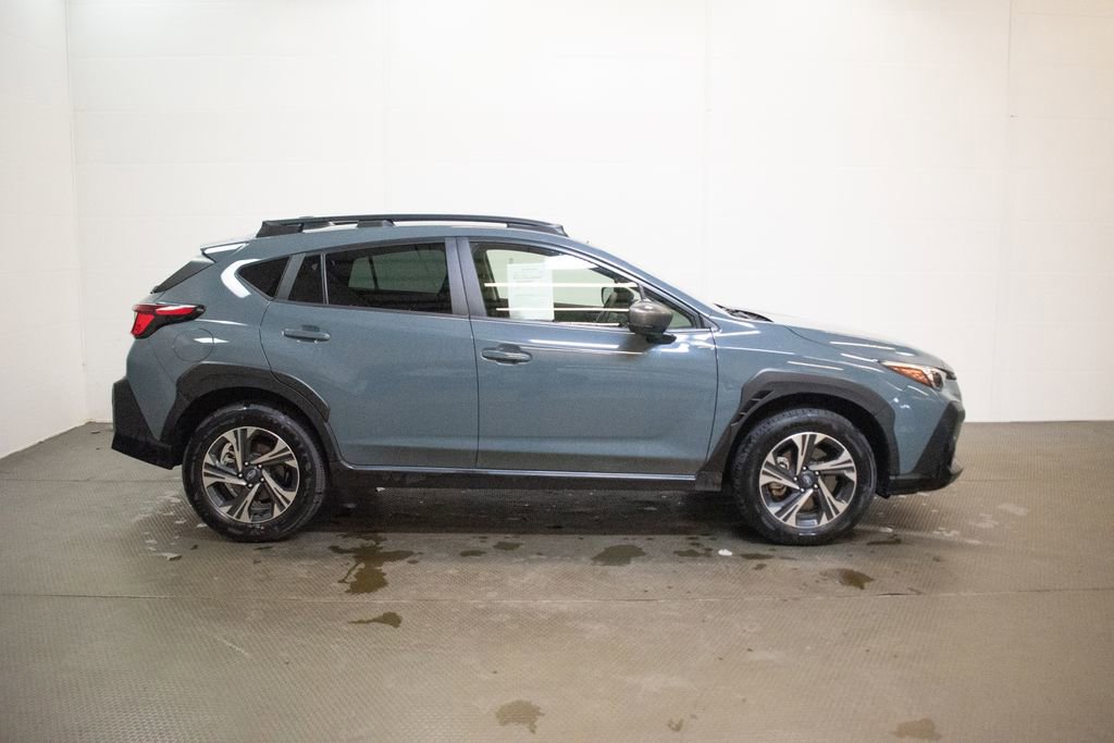 Used 2024 Subaru Crosstrek 2.0i Premium image 3