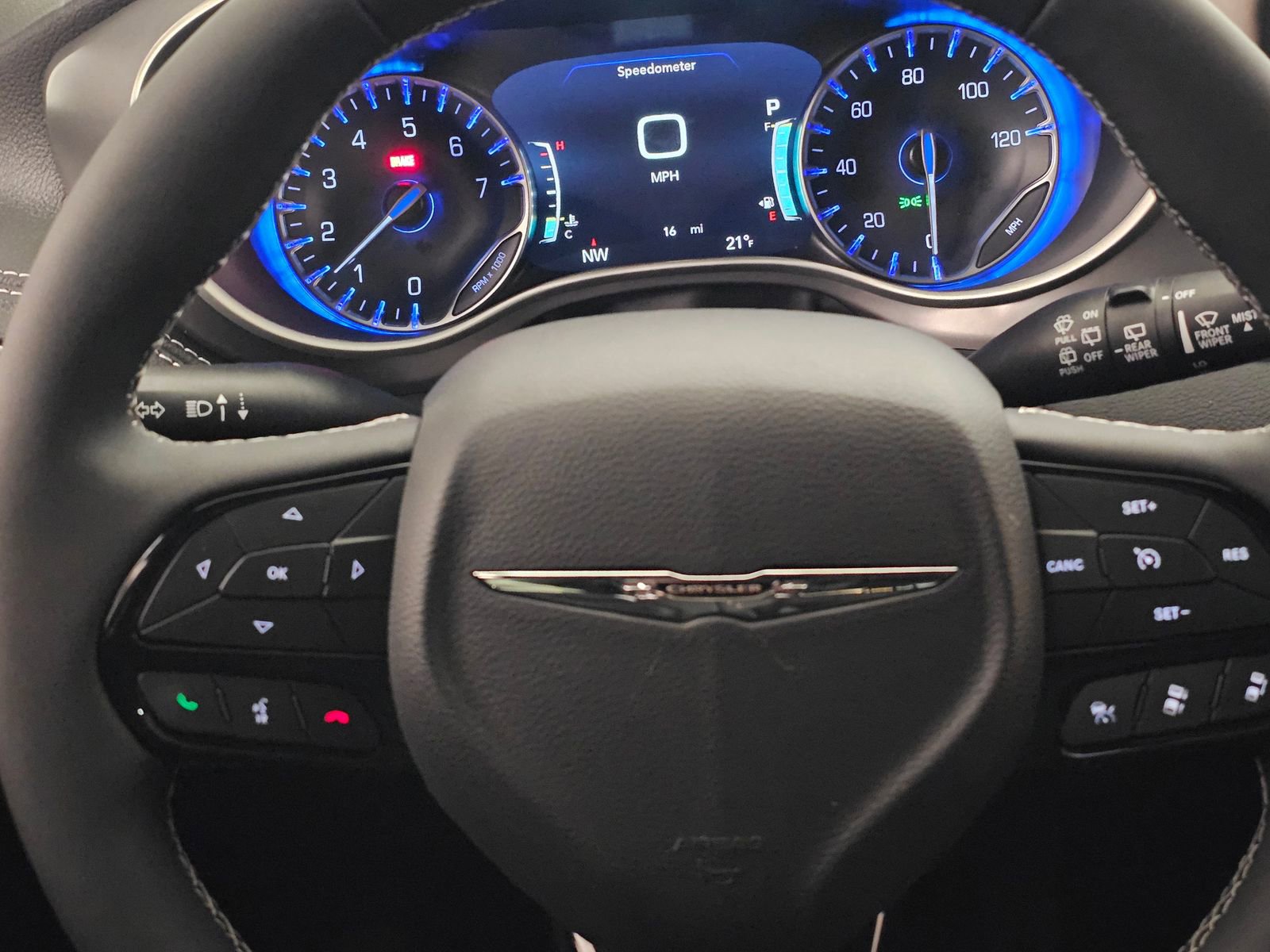 New 2026 Chrysler Pacifica Select image 15