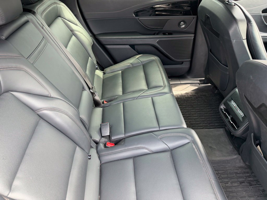 Used 2024 Lincoln Nautilus Premier w/ Equipment Group 102A AWD/4WD image 19