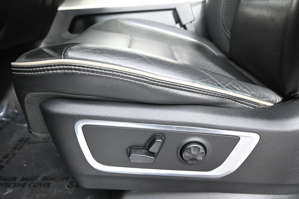 Used 2019 RAM 1500 Laramie AWD/4WD image 22