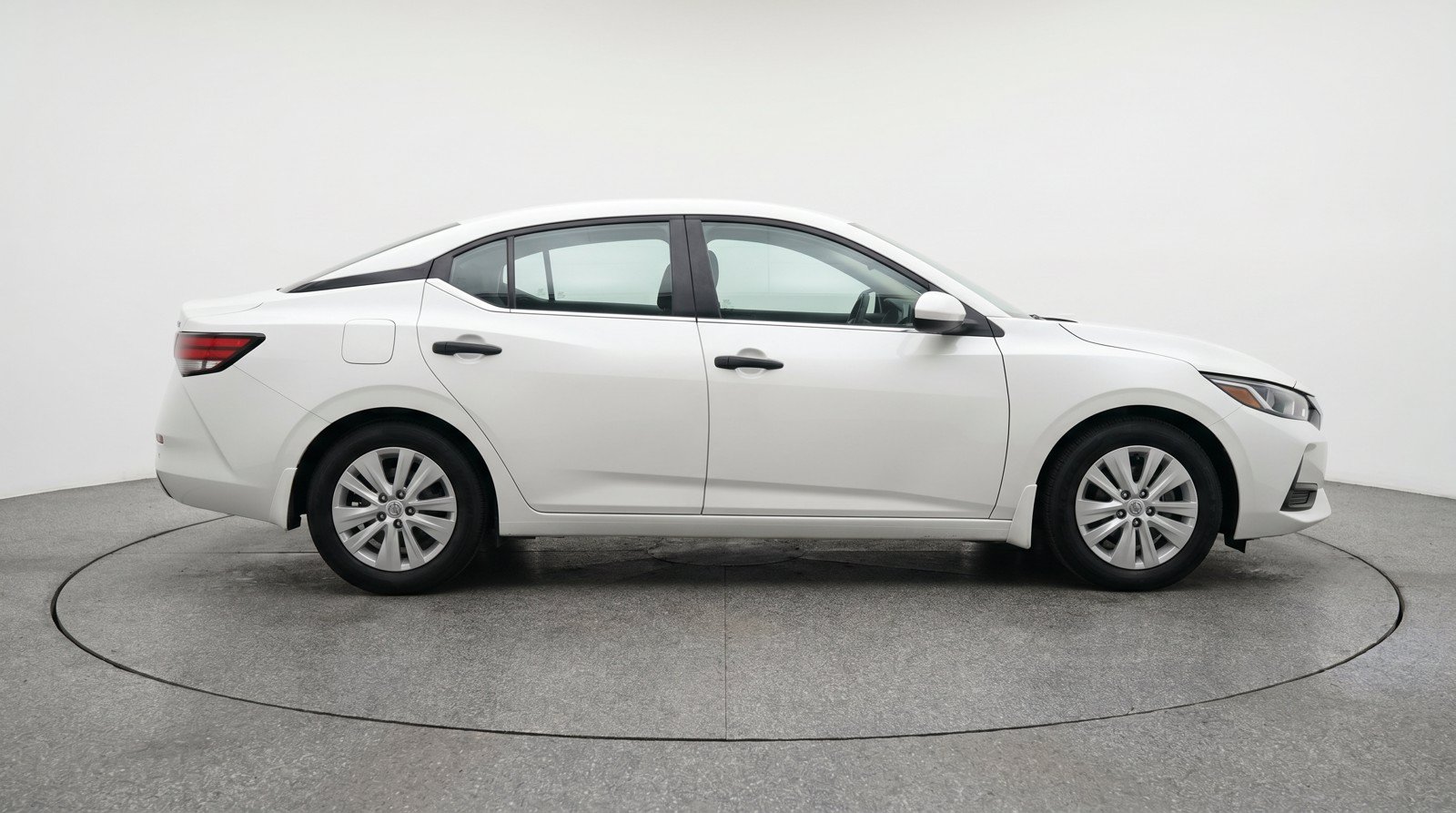 Used 2024 Nissan Sentra S FWD image 11