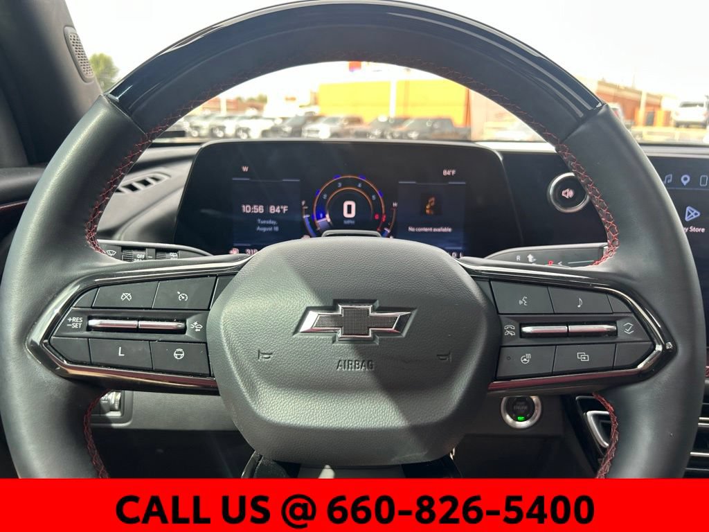 Used 2024 Chevrolet Traverse RS AWD/4WD image 19