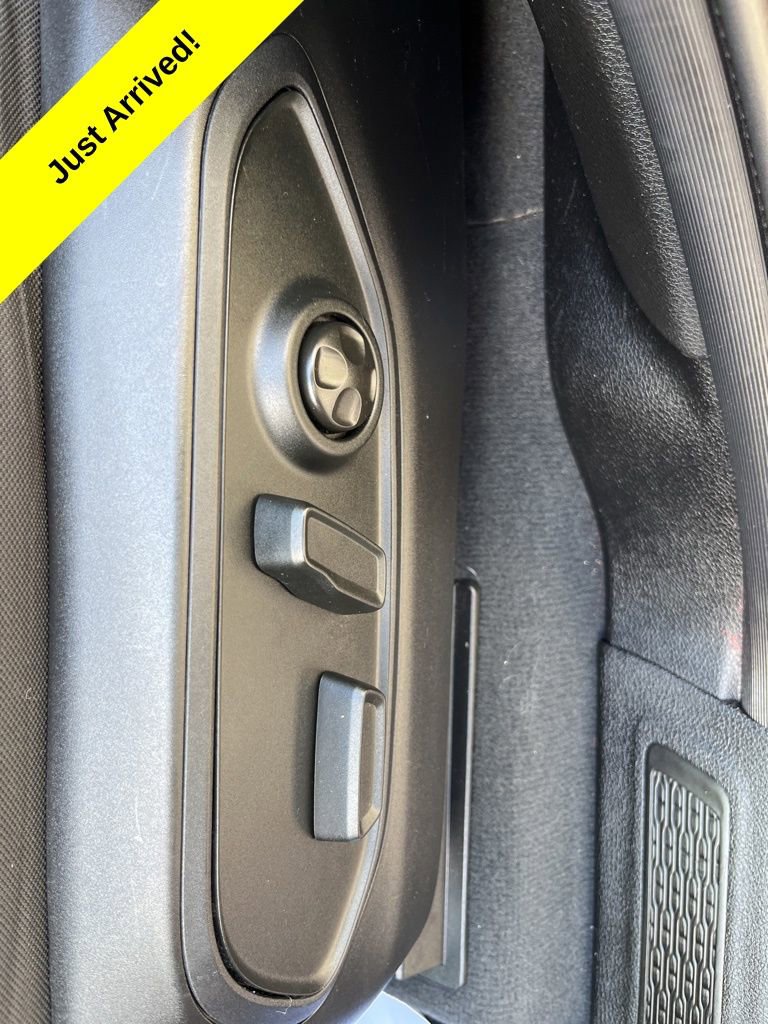 Used 2024 Jeep Grand Cherokee Laredo w/ Trailer Tow Package image 19