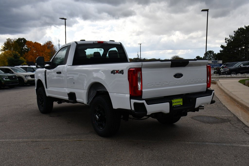 New 2026 Ford F250 4x4 Regular Cab Super Duty image 4