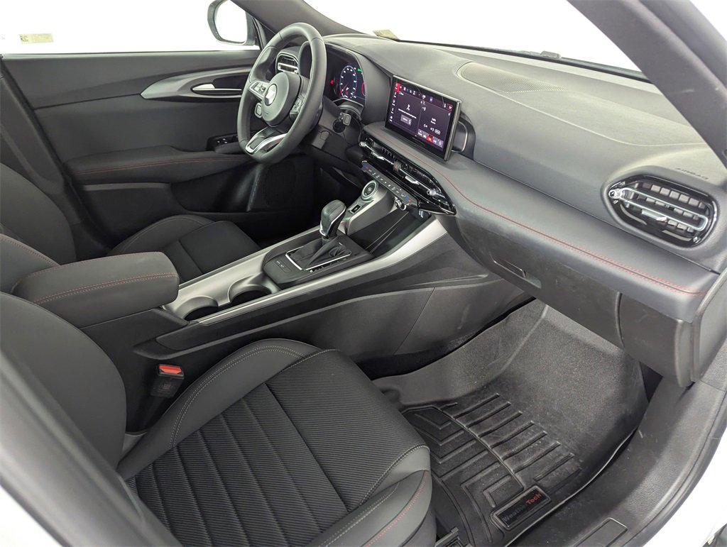 Used 2024 Dodge Hornet GT w/ GT Blacktop Package image 35