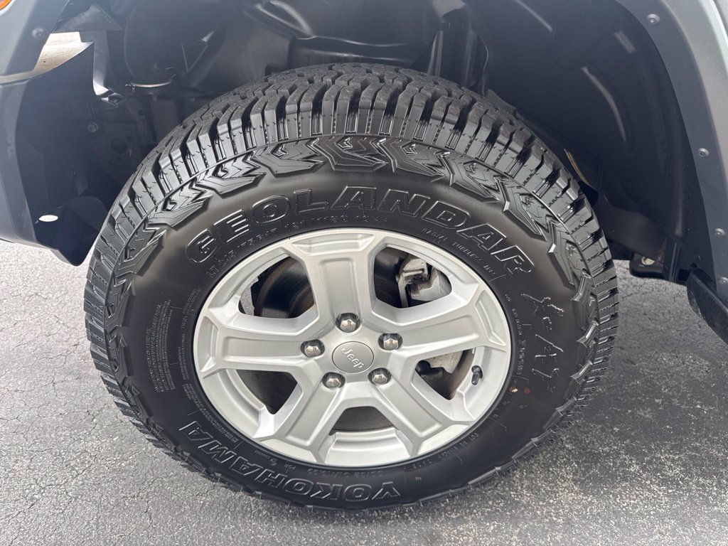 Used 2019 Jeep Wrangler Unlimited Sport AWD/4WD image 28