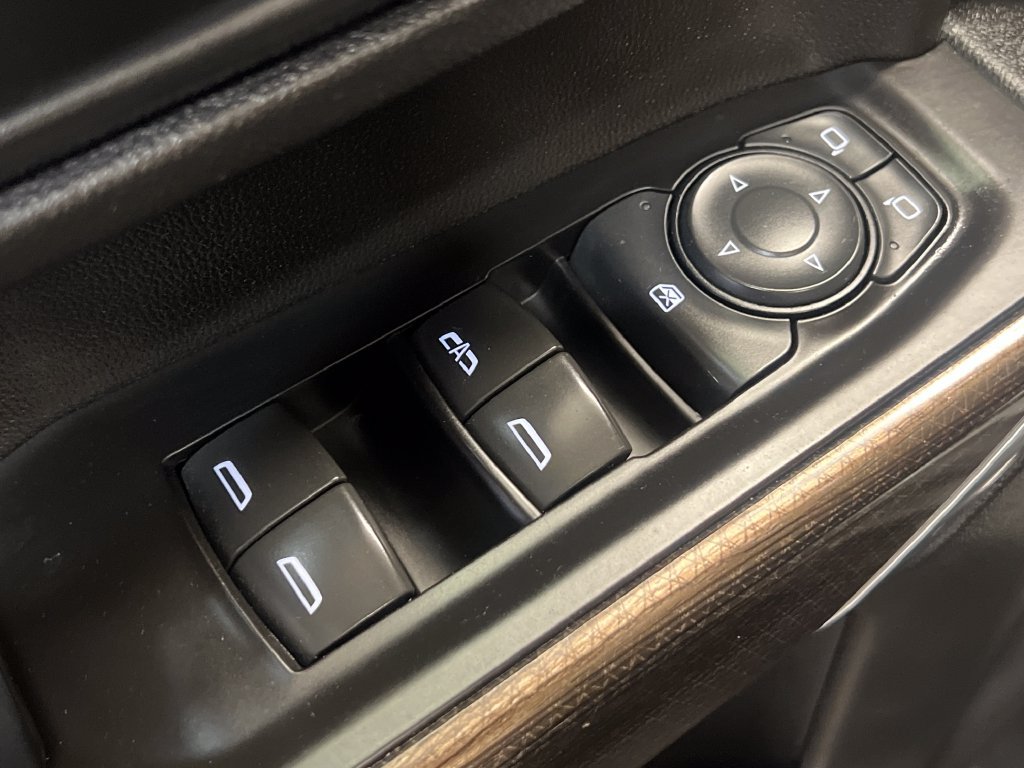 Used 2020 Chevrolet Silverado 2500 LT AWD/4WD image 37