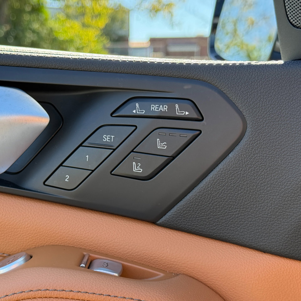 Used 2019 BMW X7 xDrive40i w/ Premium Package image 41