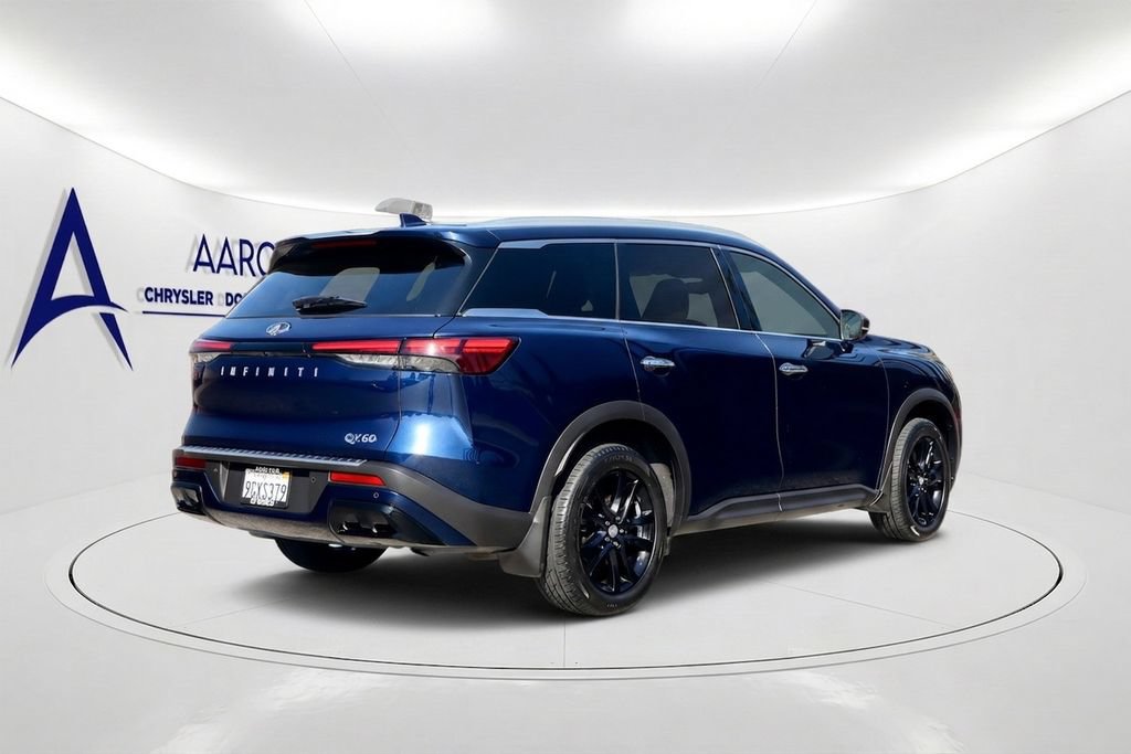 Used 2023 INFINITI QX60 Luxe w/ Cargo Package FWD image 4