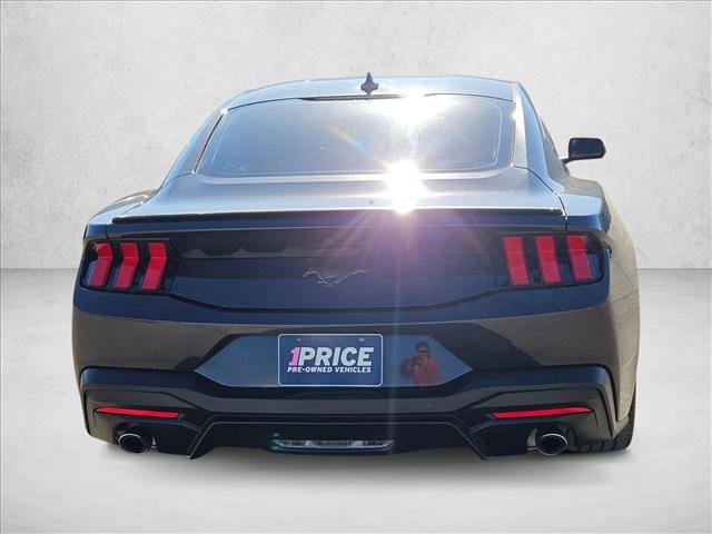Used 2024 Ford Mustang Premium image 6