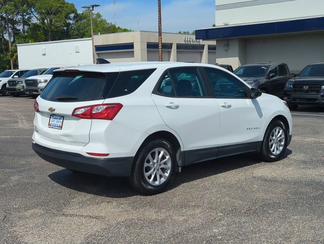 Used 2021 Chevrolet Equinox LS FWD image 4