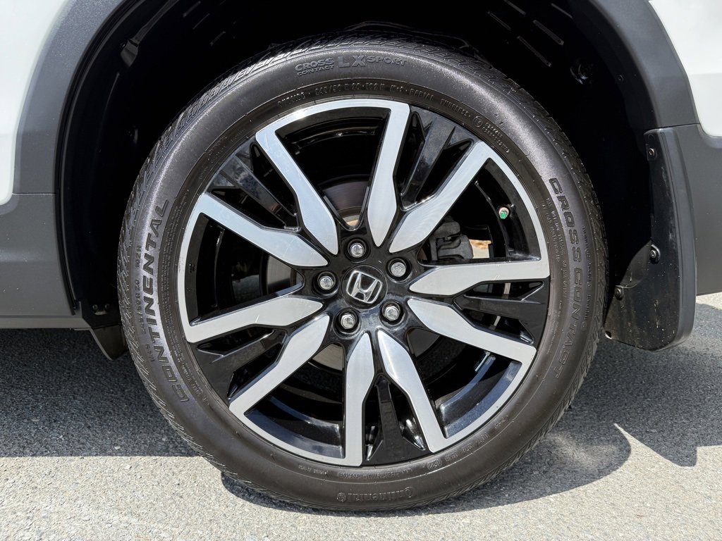 Used 2021 Honda Pilot Touring image 14