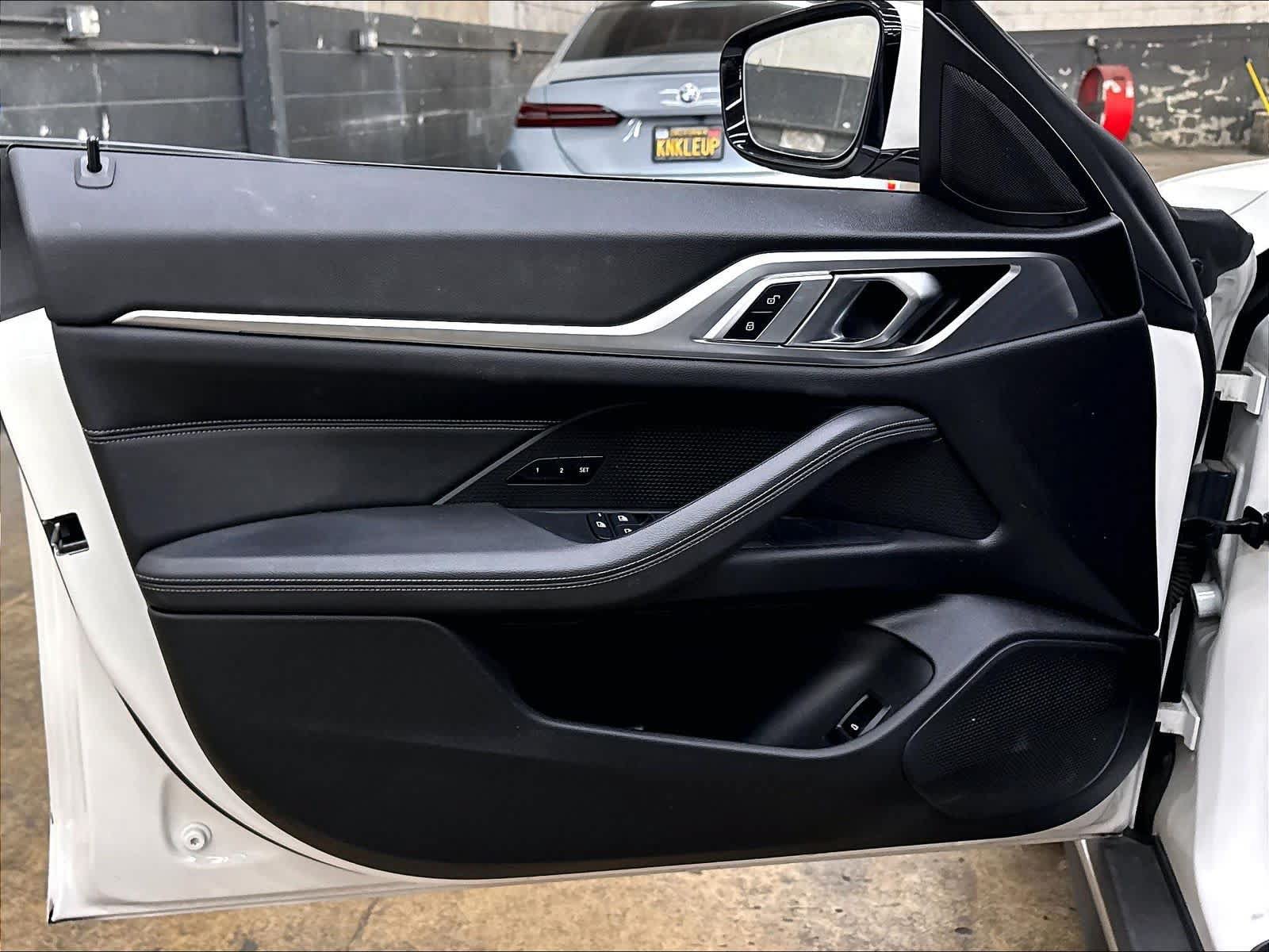 Used 2023 BMW i4 eDrive40 RWD image 25