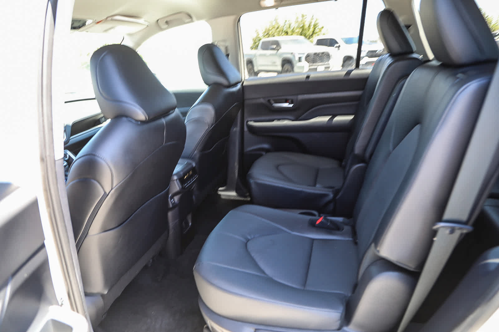 Certified 2024 Toyota Grand Highlander AWD Hybrid image 19
