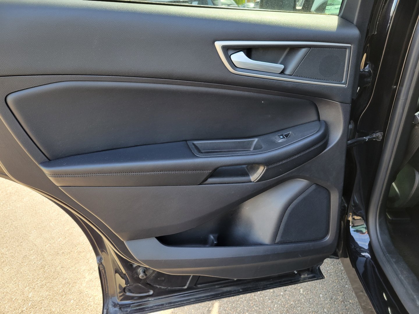 Used 2022 Ford Edge SEL AWD/4WD image 14