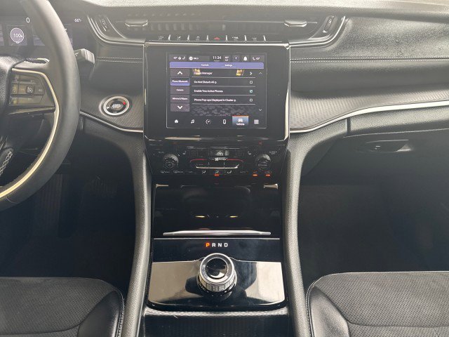 Used 2024 Jeep Grand Cherokee L Laredo AWD/4WD image 10