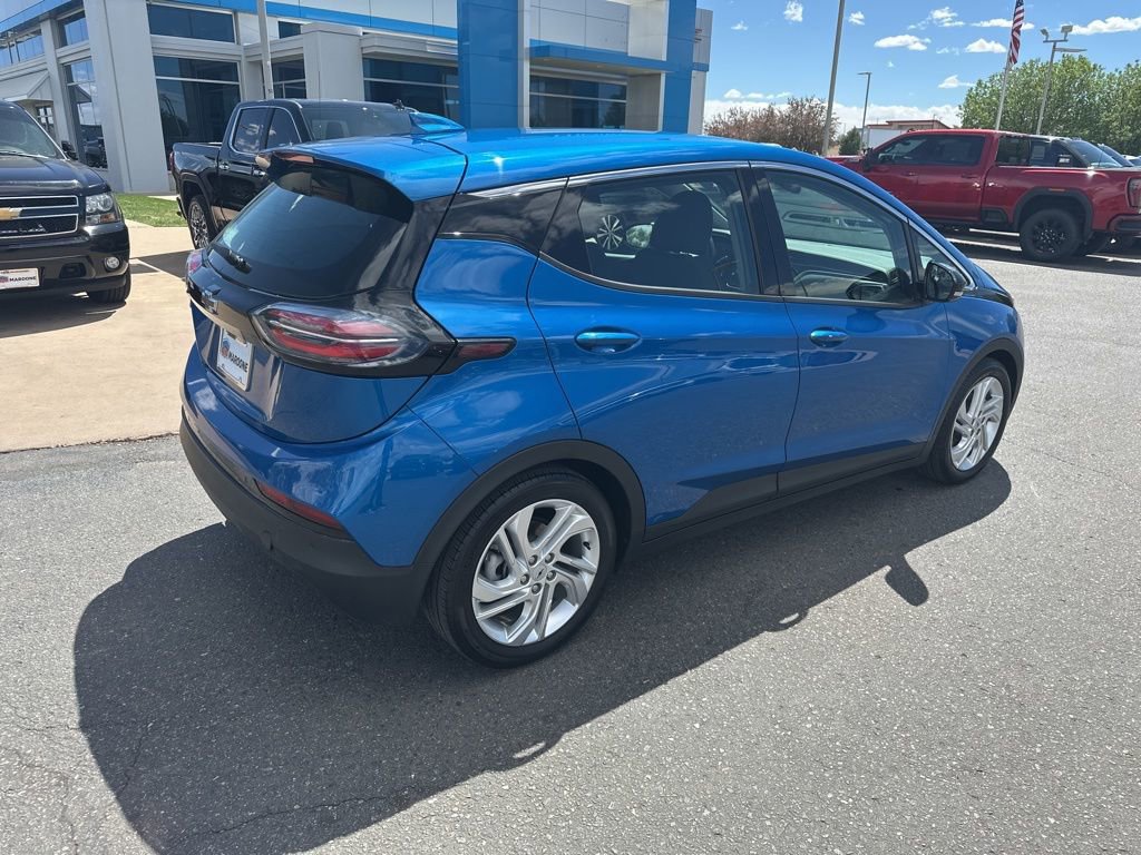 Used 2022 Chevrolet Bolt LT FWD image 36