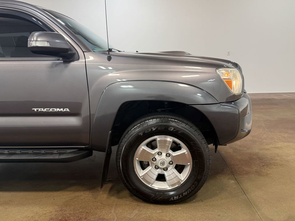 Used 2015 Toyota Tacoma PreRunner w/ TRD Sport Package RWD image 33