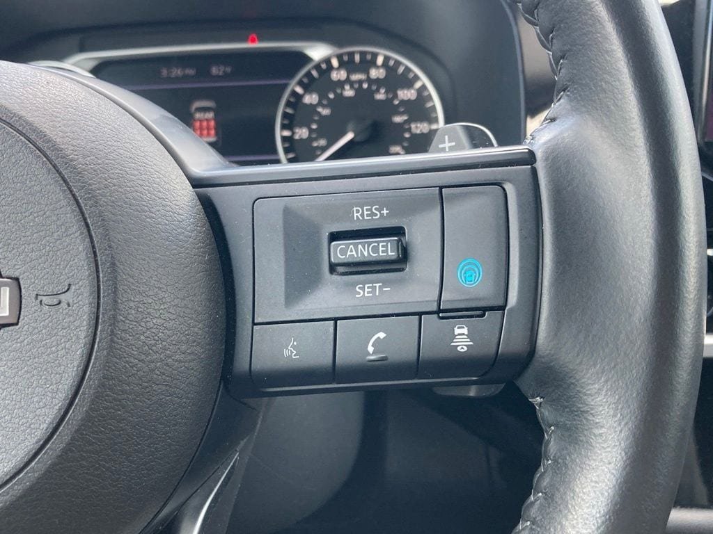 Used 2024 Nissan Pathfinder SV FWD image 16