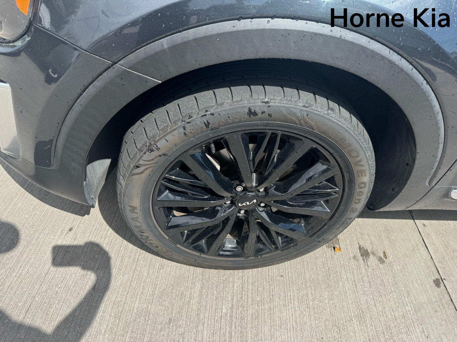 Certified 2022 Kia Telluride SX w/ Towing Package FWD image 8