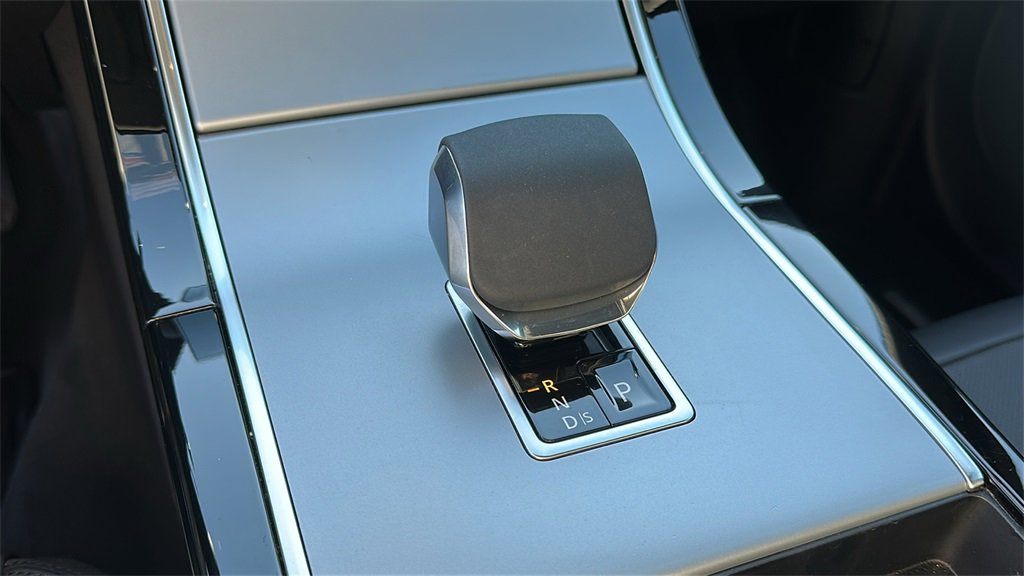 Certified 2025 Land Rover Range Rover Velar S image 17