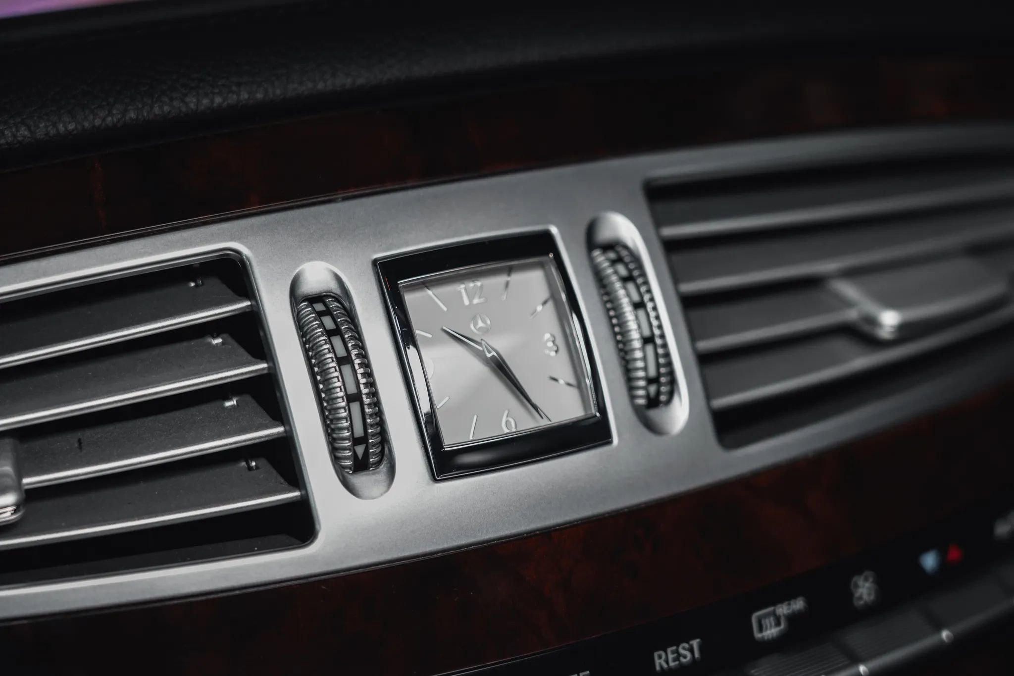 Used 2009 Mercedes-Benz CL 550 4MATIC image 49