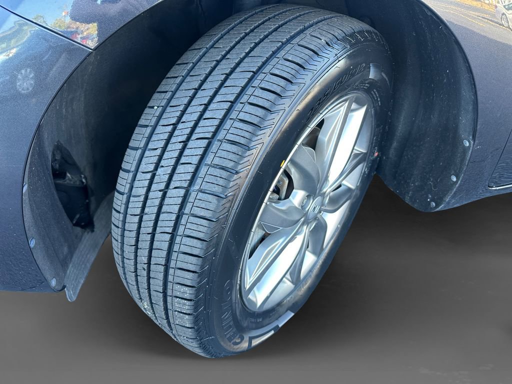 Used 2019 Kia Sedona EX image 9