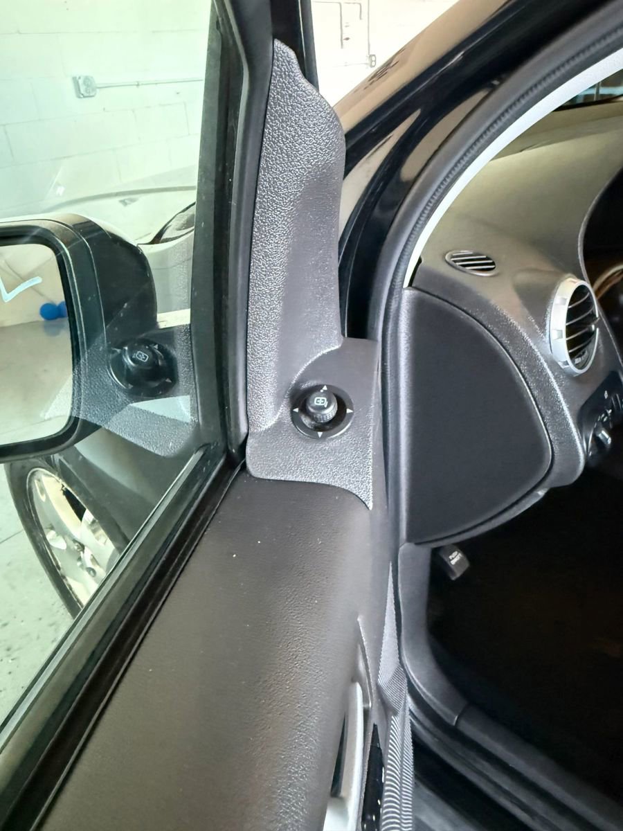 Used 2006 Ford Freestyle Limited image 39