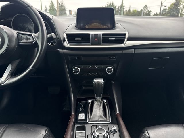 Used 2017 MAZDA MAZDA3 Touring FWD image 19