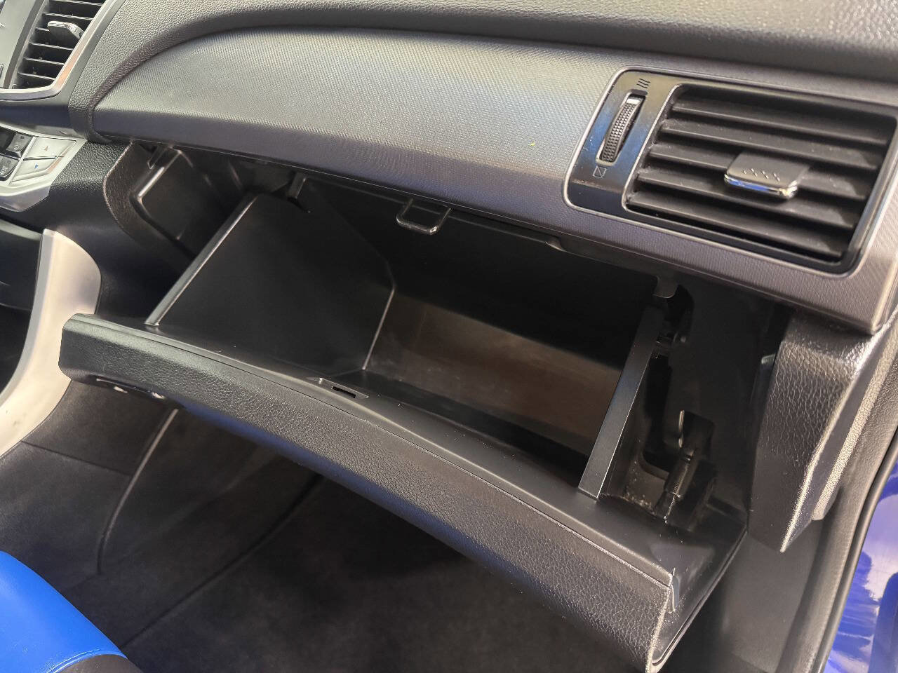 Used 2013 Honda Accord LX-S image 22