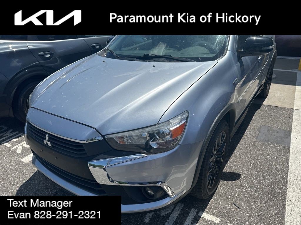 Used 2017 Mitsubishi Outlander Sport LE AWD/4WD image 2