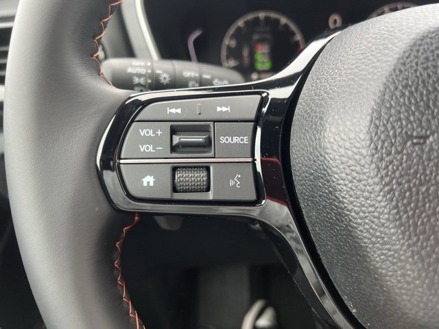 New 2025 Honda Pilot Sport image 16