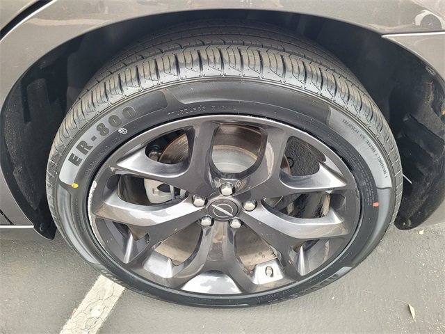 Used 2023 Chrysler 300 S image 25