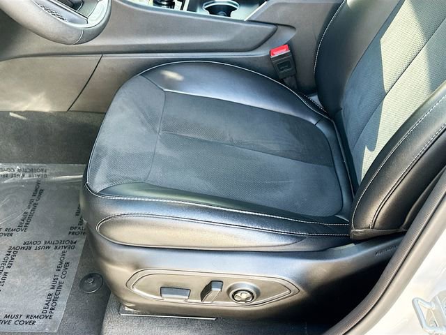 Used 2024 Jeep Grand Cherokee Altitude image 18