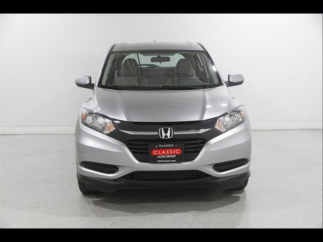 Used 2017 Honda HR-V LX image 2
