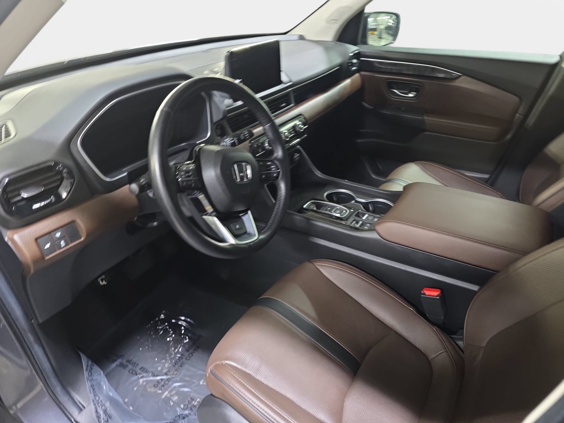 Used 2024 Honda Pilot Elite image 16