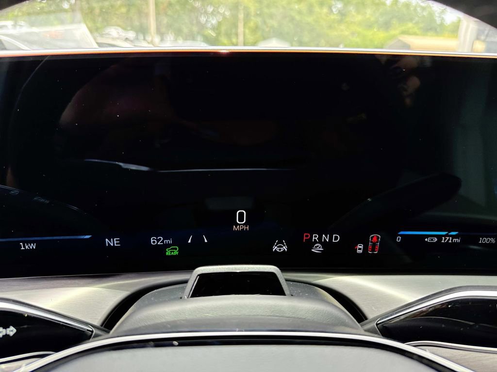 New 2026 Cadillac Vistiq Sport image 29