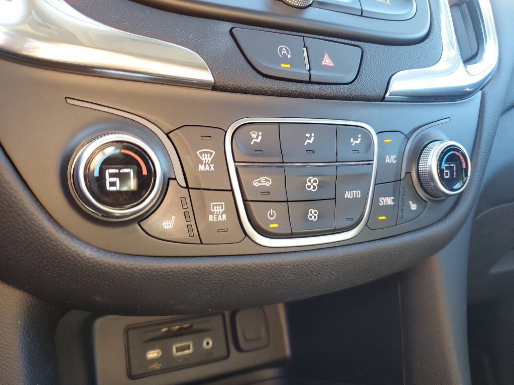 Used 2024 Chevrolet Equinox LT AWD/4WD image 24