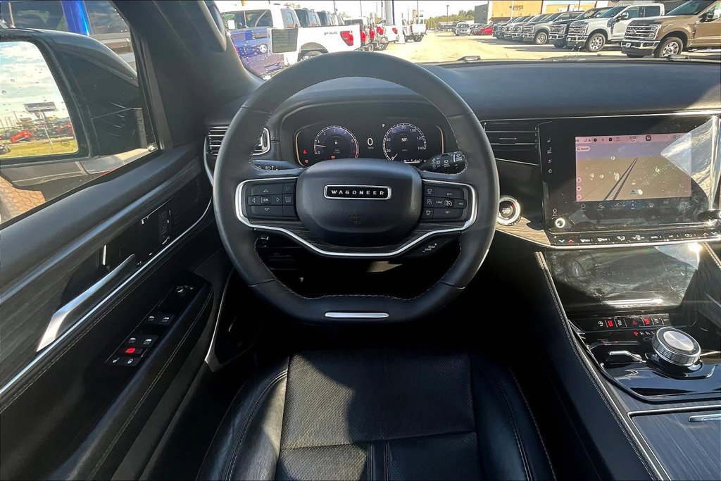 Used 2024 Jeep Wagoneer Series II AWD/4WD image 5