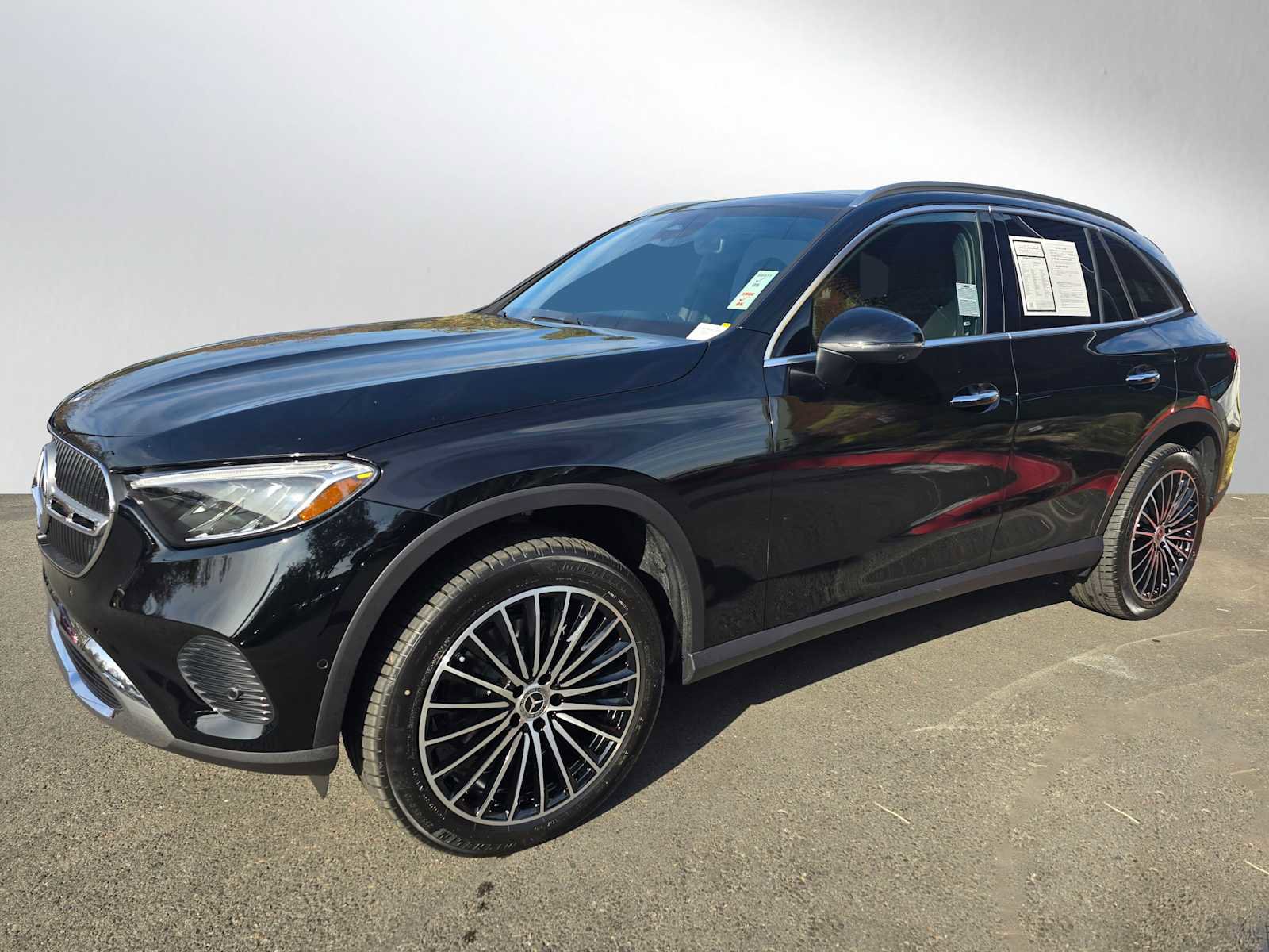 Certified 2026 Mercedes-Benz GLC 300 4MATIC image 7