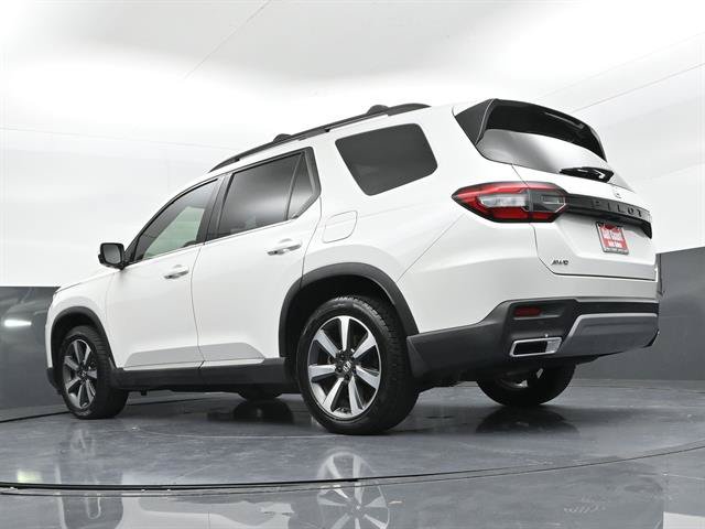 Used 2024 Honda Pilot Elite image 35