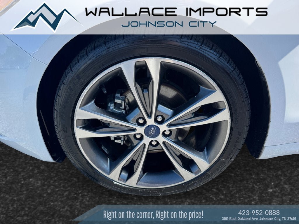 Used 2020 Ford Fusion Titanium AWD/4WD image 9