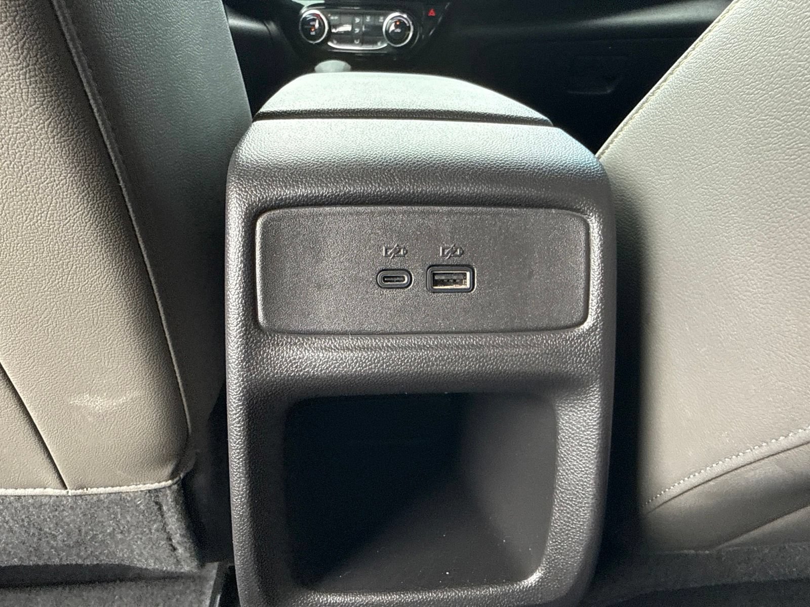 Used 2025 Chevrolet Trax ACTIV w/ Driver Confidence Package FWD image 17