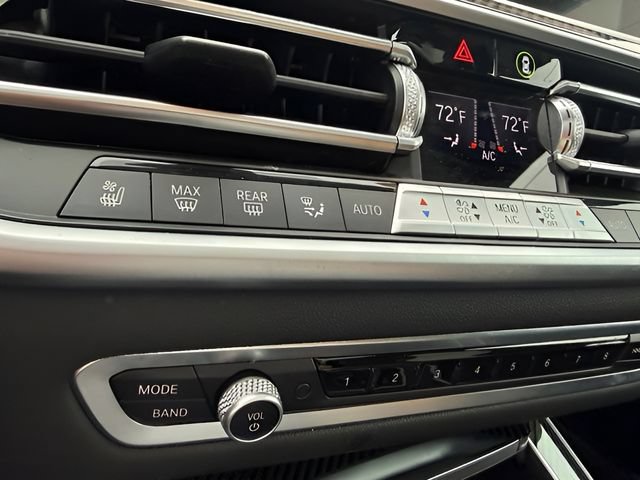Used 2022 BMW X5 M50i w/ Premium Package AWD/4WD image 22