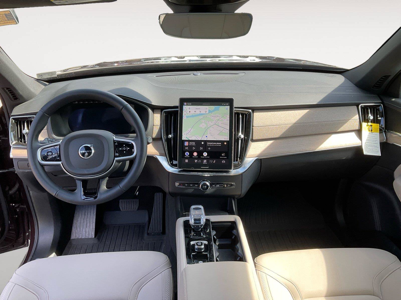 New 2026 Volvo XC90 B5 Plus w/ Protection Package Premier AWD/4WD image 10