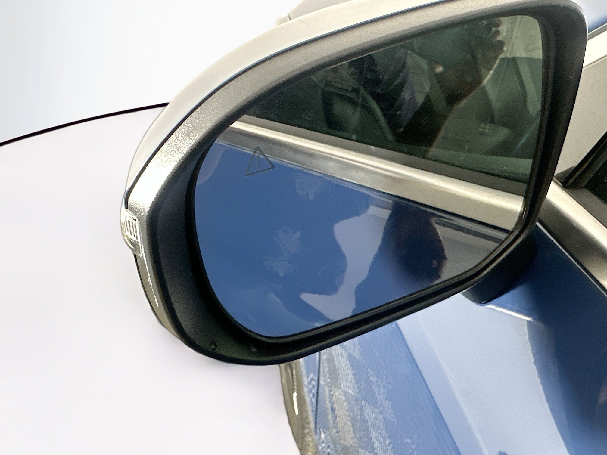 Used 2025 Kia Telluride S FWD image 16