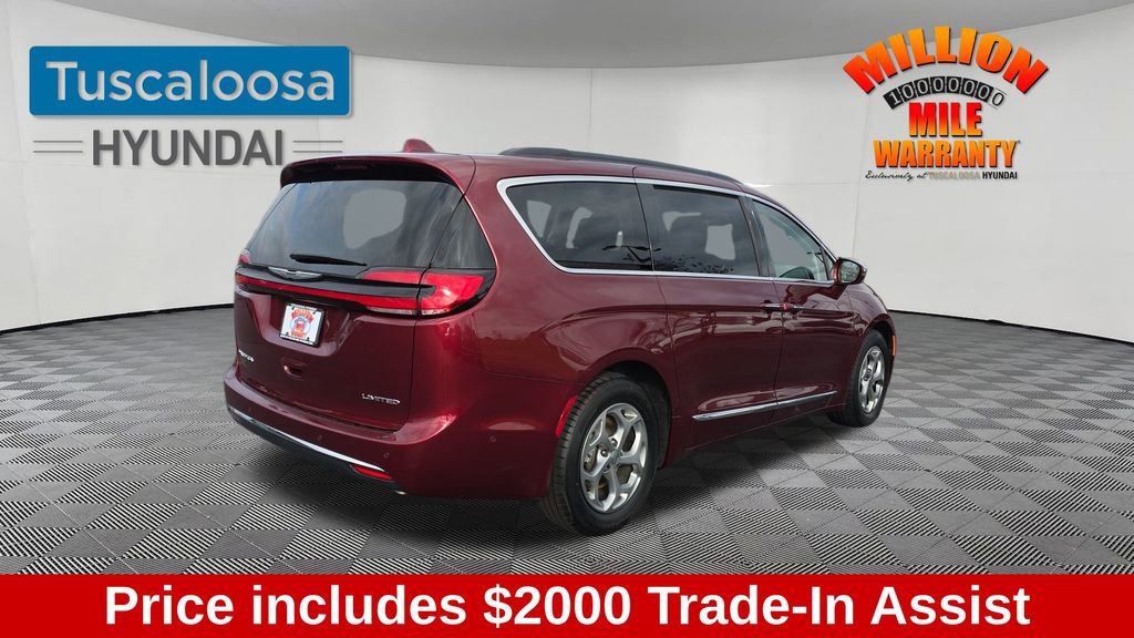 Used 2022 Chrysler Pacifica Limited image 8